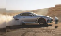 Subaru BRZ Slide image