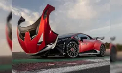 Lamborghini Huracan STO Slide image